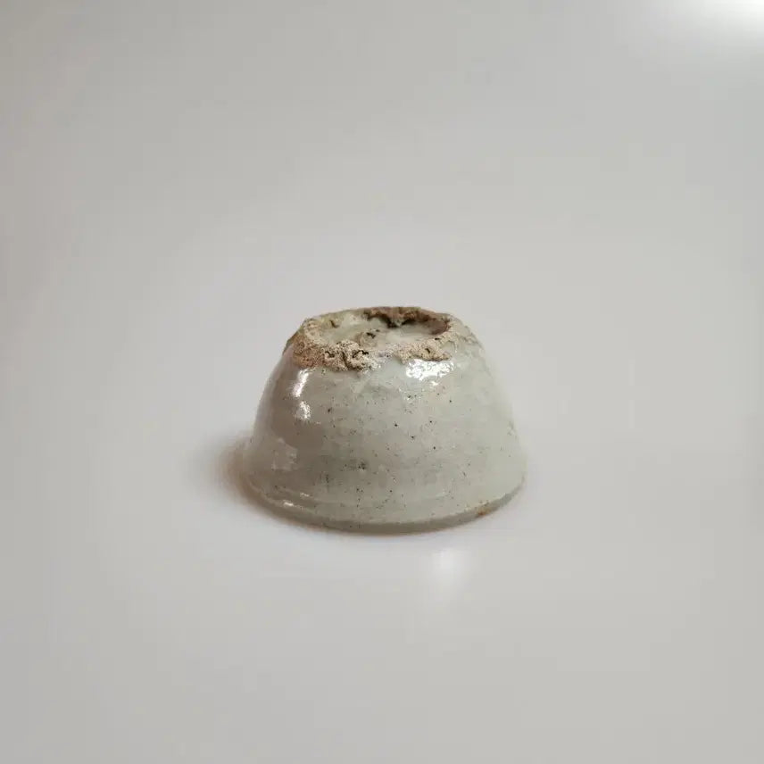 [BUNJANG] Antique Joseon Dynasty White Porcelain Tea Cup / 골동품 조선시대 후기에 제작된 조선백자 찻잔
