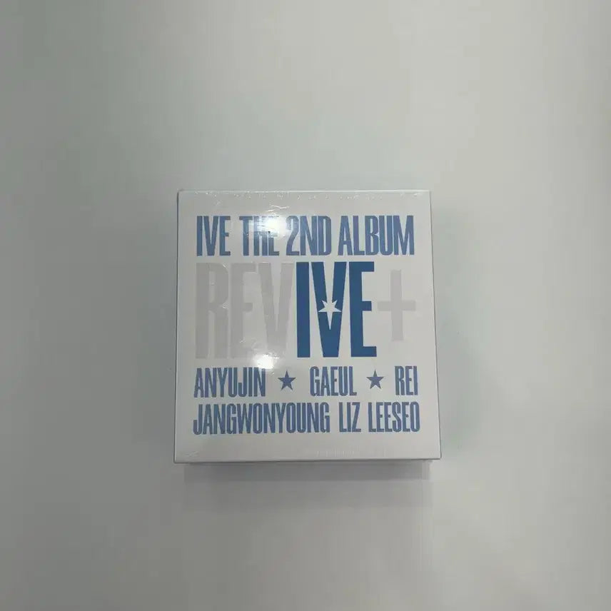 [BUNJANG] IVE REVIVE+ MD Version Limited Edition 2nd Album / IVE (아이브) IVE THE 2ND ALBUM [REVIVE+] (MD ver.) (한정반)