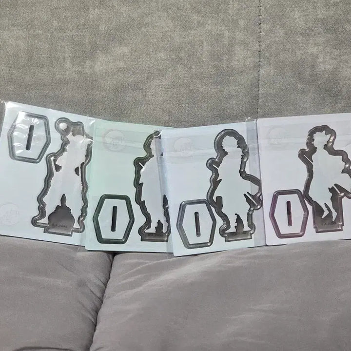 [BUNJANG] Demon Slayer Acrylic Stand 4-Piece Set / 세븐일레븐 귀멸의 칼날 아크릴 스탠드 4종 세트