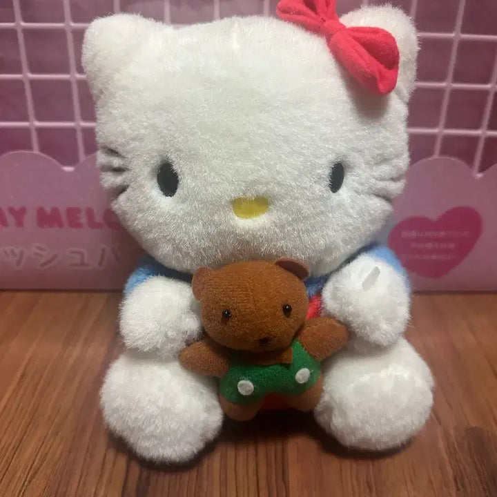 [BUNJANG] Sanrio Classic Hello Kitty Plush Doll / 산리오 고전 키티 인형 판매합니다. 헬로키티인형 판매합니다.