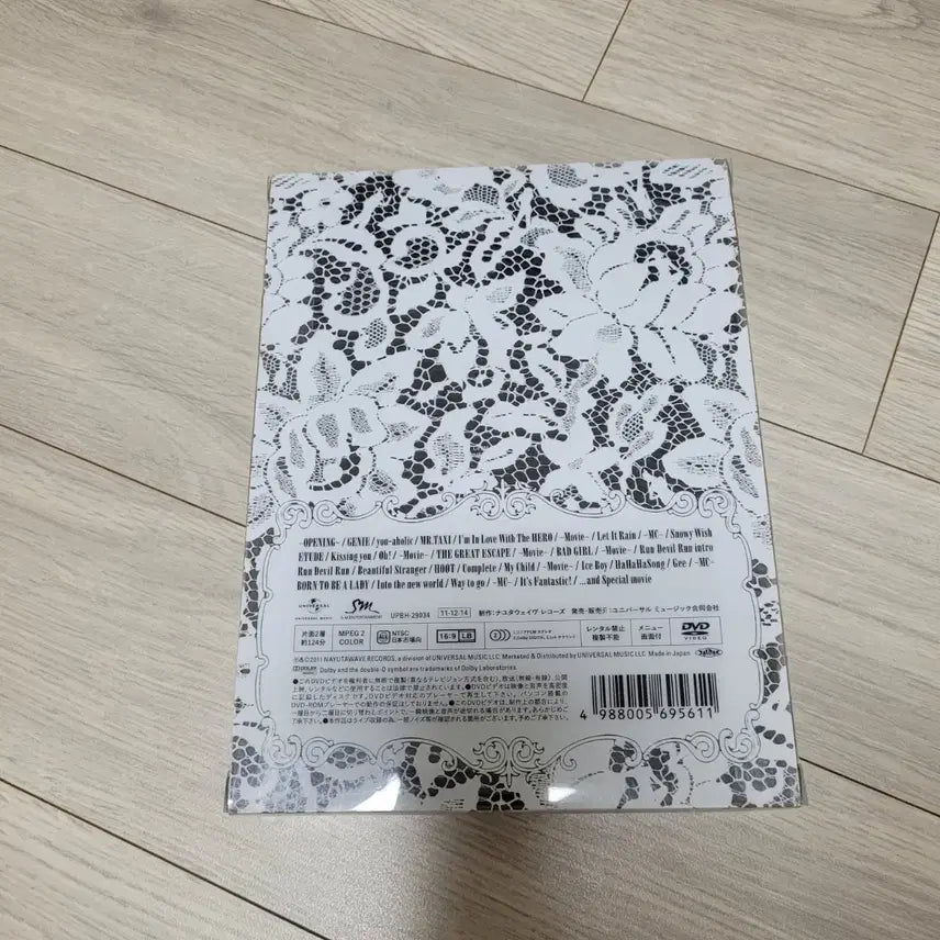 BUNJANG] Girls' Generation Japan 1st Tour Limited Edition DVD Pin