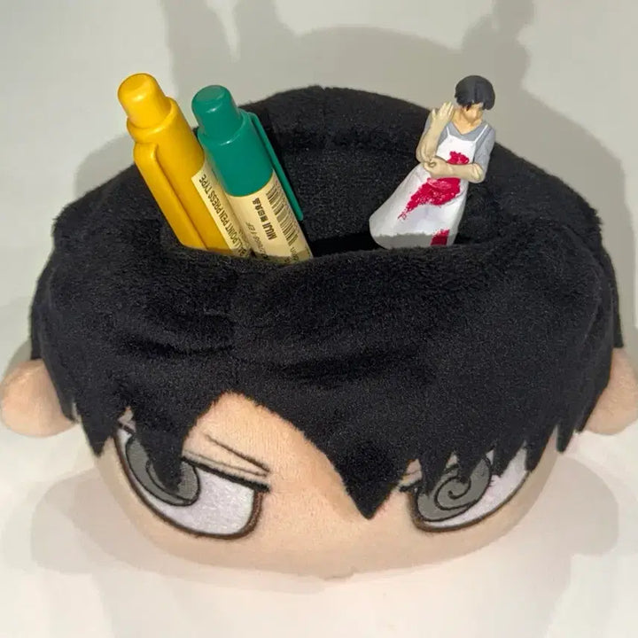 [BUNJANG] Attack on Titan Levi Classic Plush Doll Holder / 진격의거인 리바이 고전 인형 플러시 다용도 꽂이