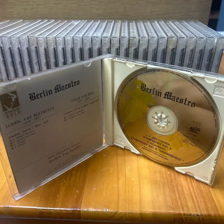 [BUNJANG] Berlin Maestro Karajan Gold 30CD Complete Collection Classical CD / Berlin Maestro Karajan Gold 30CD 전집/클래식 CD 베를린 마에스트로