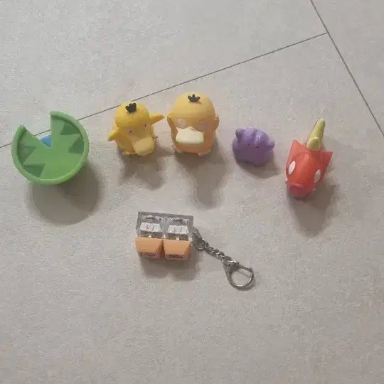 [BUNJANG] Pokemon Mini Figure Set with Keychain / 포켓몬 미니 피규어 세트 + 키링 포함