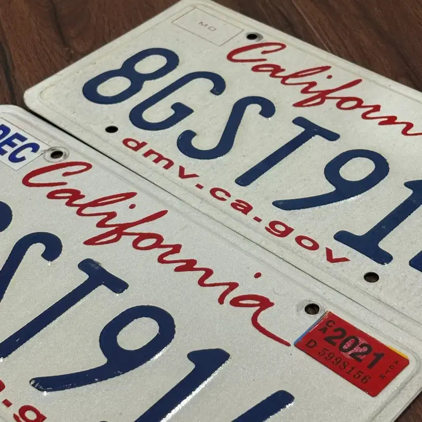 [BUNJANG] California USA License Plate Set - Front &amp; Rear / 미국 캘리포니아 앞뒤 실제 번호판 전면후면 세트 넘버플레이드