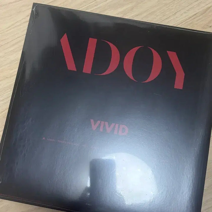 [BUNJANG] Adoy Vivid LP (Unsealed) / 아도이 vivid LP 미개봉