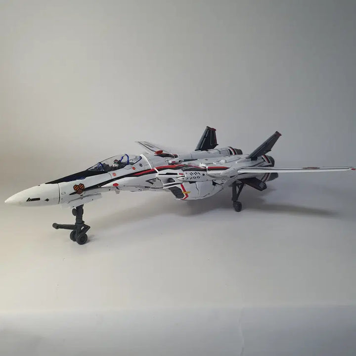 [BUNJANG] Bandai 1/72 Macross Frontier VF-25F Alto Custom Plastic Model Assembly Complete / 반다이 1/72 마크로스 프론티어 VF-25F 알토기 프라모델 조립완성품