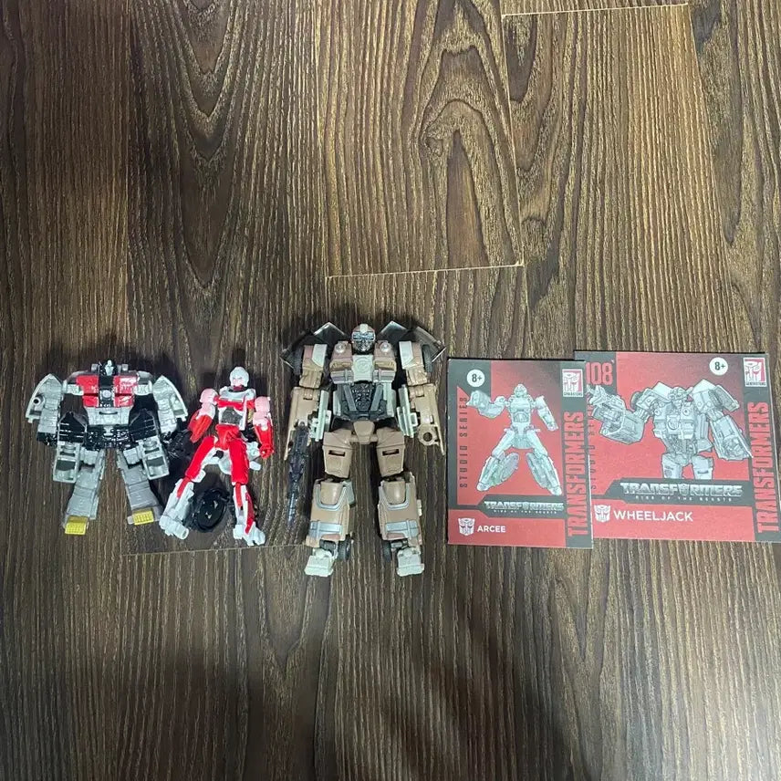 [BUNJANG] Transformers Studio Series Wheeljack &amp; Ransack Figure Set / 트랜스포머 스튜디오 시리즈 휠잭 알씨 슬러지