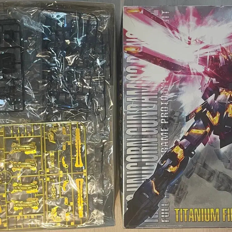[BUNJANG] Master Grade Banshee Titanium Finish (Sealed) / MG 밴시 티타늄피니쉬 미개봉
