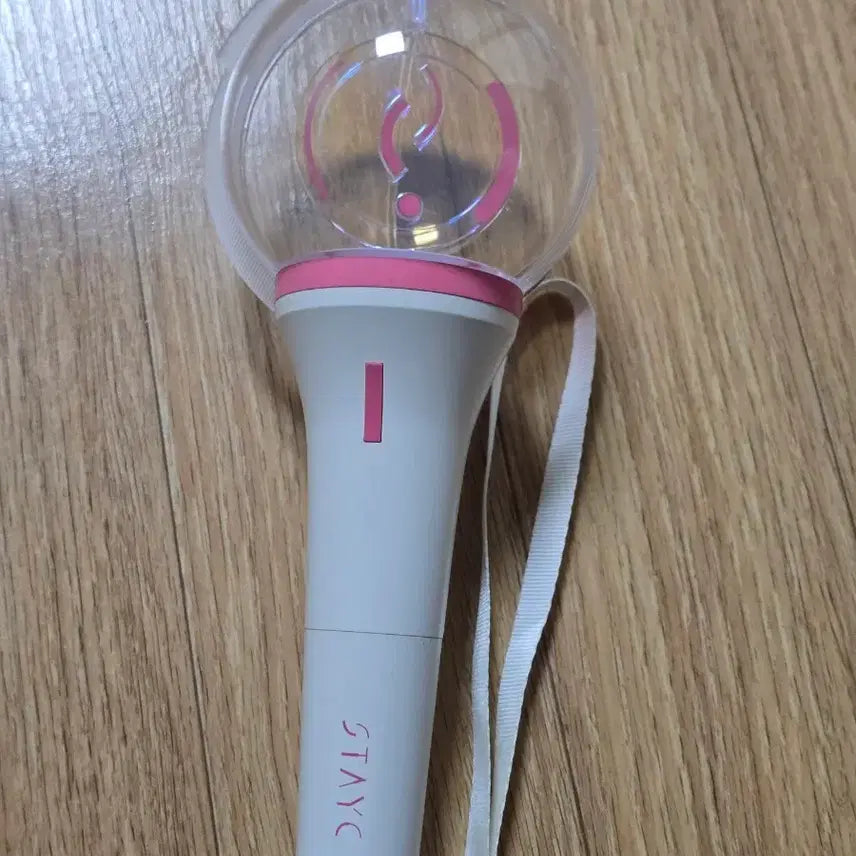 [BUNJANG] STAYC Official Lightstick / 스테이씨 STAYC 응원봉 팬라이트