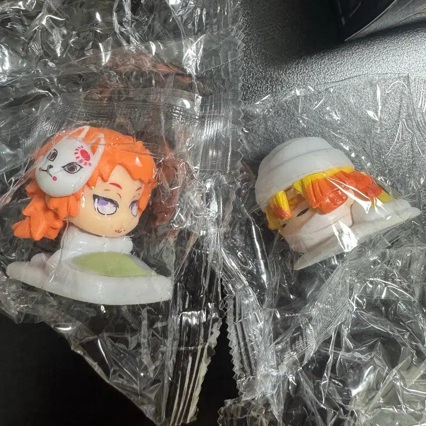 [BUNJANG] Demon Slayer Random Mini Figure (Zenitsu, Sabito) / 귀멸의칼날 랜덤 미니 피규어