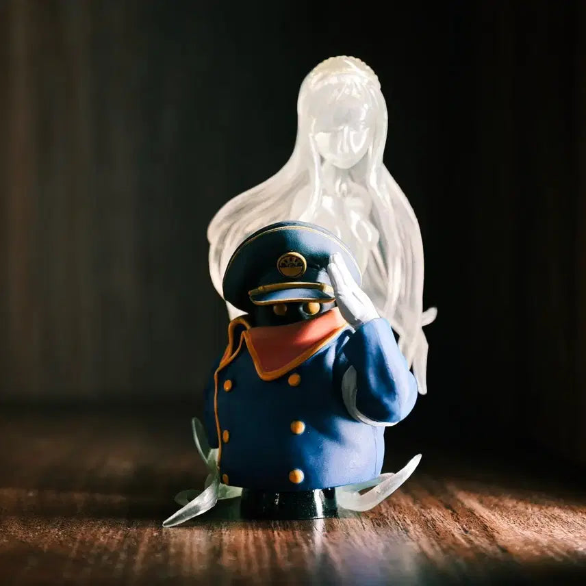 [BUNJANG] Medicos Galaxy Express 999 Conductor &amp; Clea Figure / [초상혁명] 은하철도 999 차장 &amp; 크레아 피규어 판매합니다!
