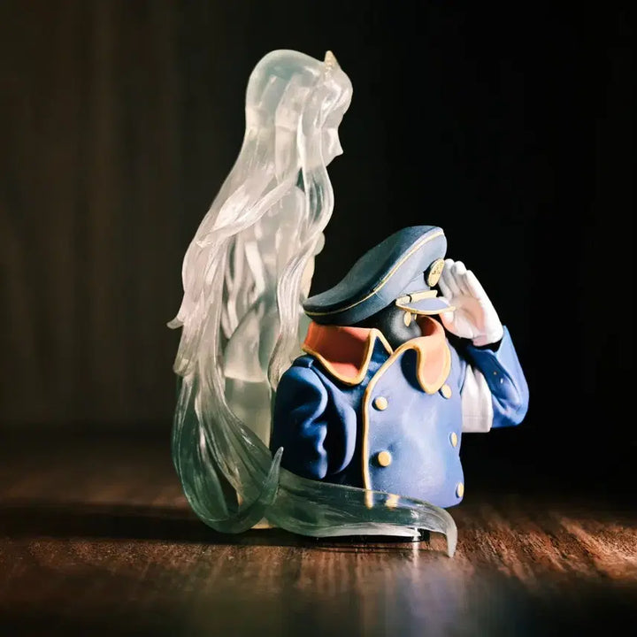 [BUNJANG] Medicos Galaxy Express 999 Conductor &amp; Clea Figure / [초상혁명] 은하철도 999 차장 &amp; 크레아 피규어 판매합니다!