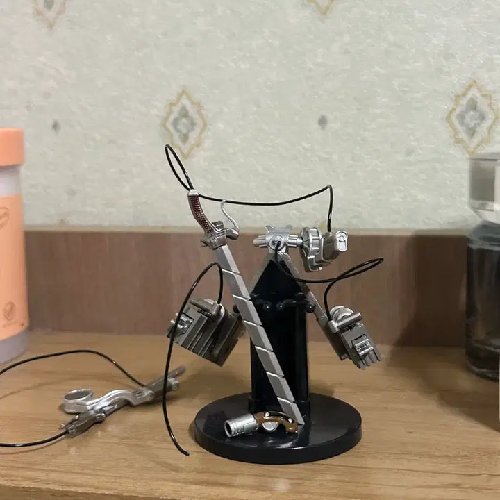 [BUNJANG] Attack on Titan ODM Gear Gacha / 진격의 거인 입체기동장치 가챠