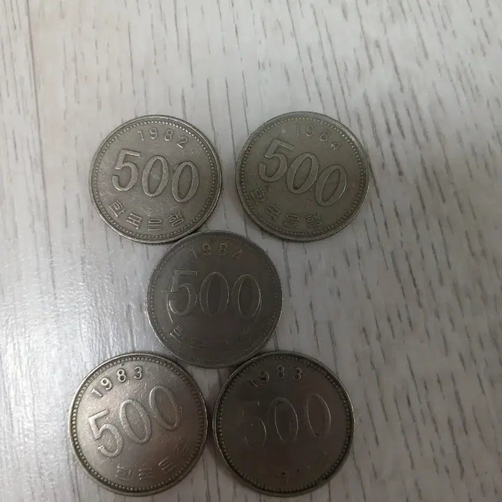 [BUNJANG] Rare 500 Won Coins (1982, 1983, 1984) / 희귀동전