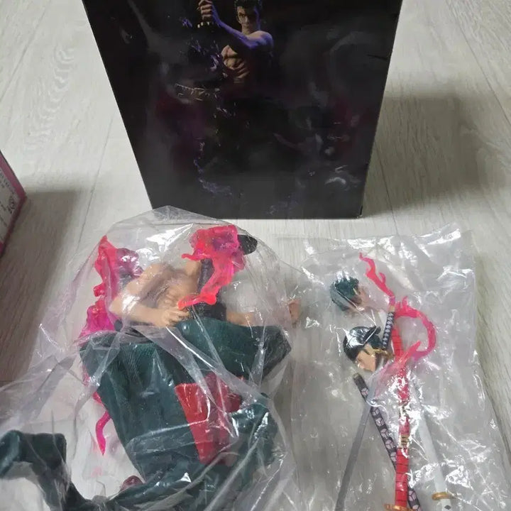 [BUNJANG] One Piece Zoro Fish-God Version Figure / 원피스 조로 피규어 해신버전
