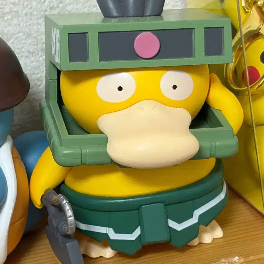 [BUNJANG] Pokemon Psyduck Gundam Figure / 포켓몬스터 고라파덕 건담피규어