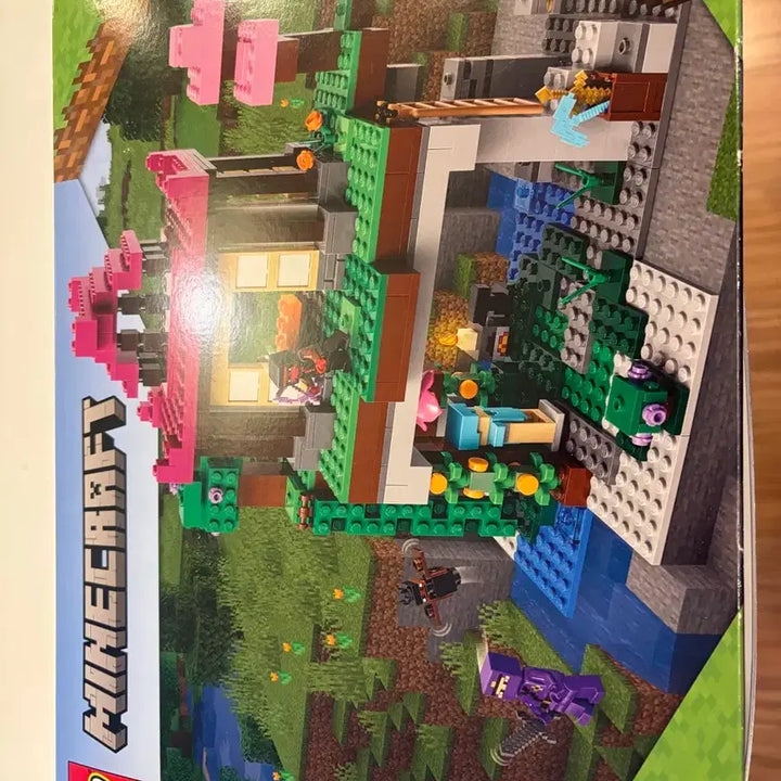 [BUNJANG] Lego Minecraft 21183 Sealed New / [미개봉]레고 마인크래프트 21183 새상품