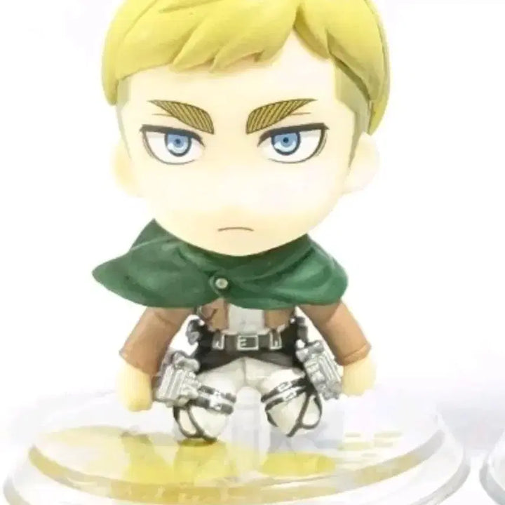 [BUNJANG] Attack on Titan Erwin Chibi-큥 Figure / 진격의거인 엘빈 치비큥