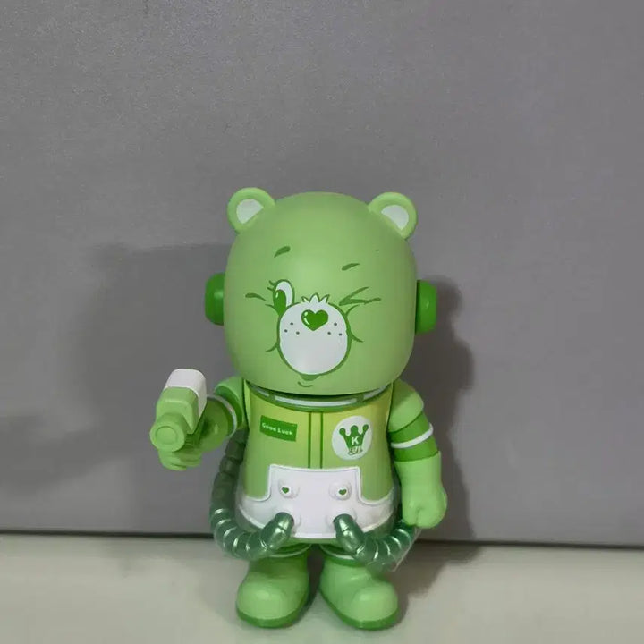[BUNJANG] Pop Mart Space Molly 3 Good Luck Bear Figure / 팝마트 스페이스 몰리3 굿럭베어