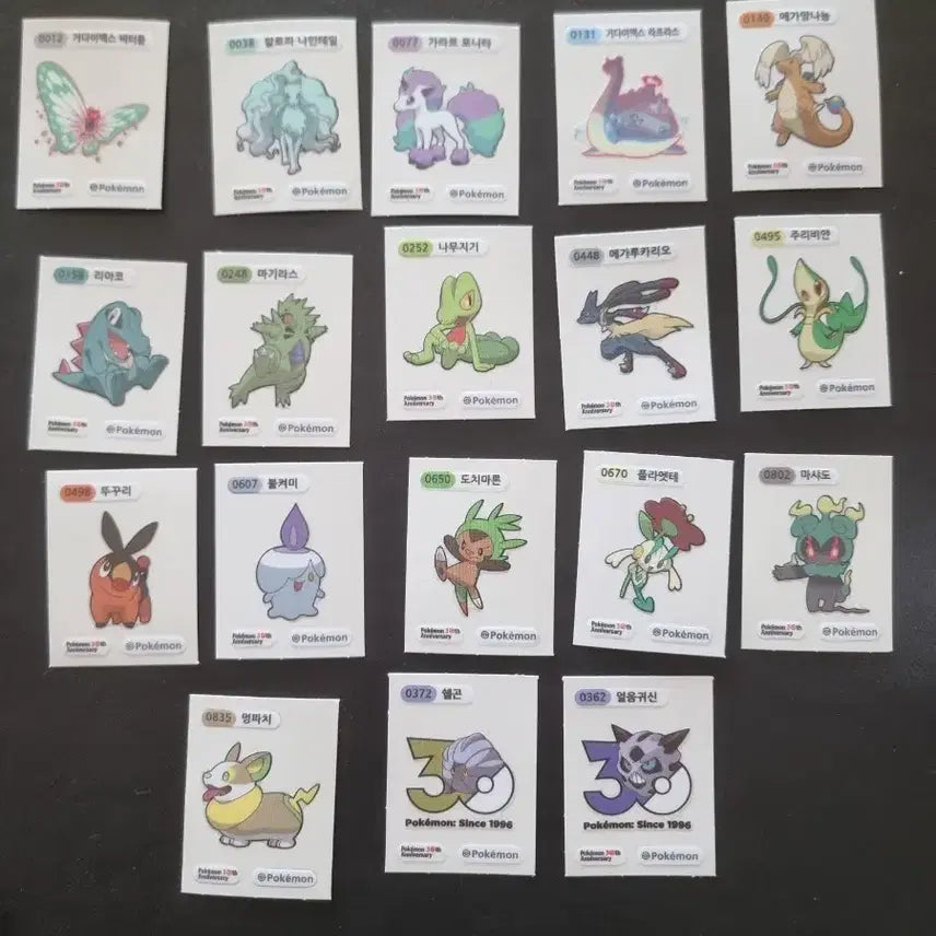 [BUNJANG] Pokemon 30th Anniversary Sticker Set / 포켓몬 30주년 기념 띠부씰 팔아요!!