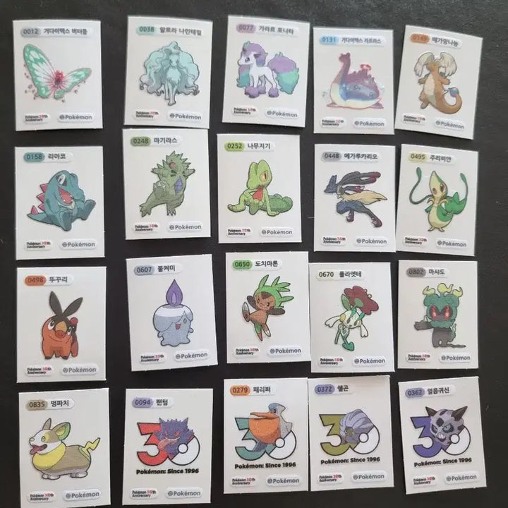 [BUNJANG] Pokemon 30th Anniversary Sticker Set / 포켓몬 30주년 기념 띠부씰 팔아요!!