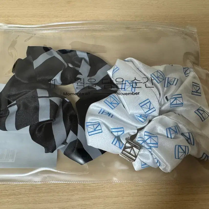 [BUNJANG] MONSTA X Kihyun "Moment Captured in November" Scrunchie Set / 몬스타엑스 기현 11월을 담은 순간 스크런치 세트