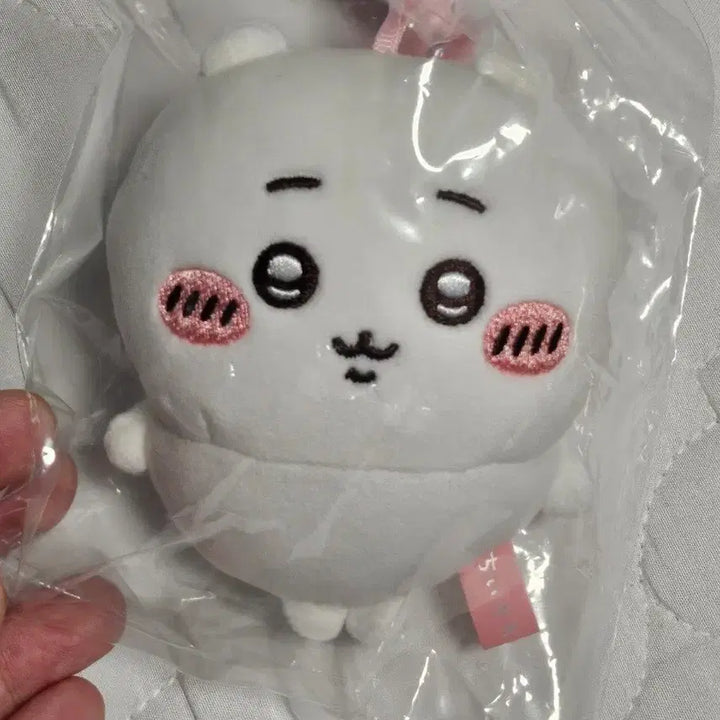 [BUNJANG] Chiikawa Basic Plush Keychain (Sealed) / 치이카와 기본 인형 키링 미개봉