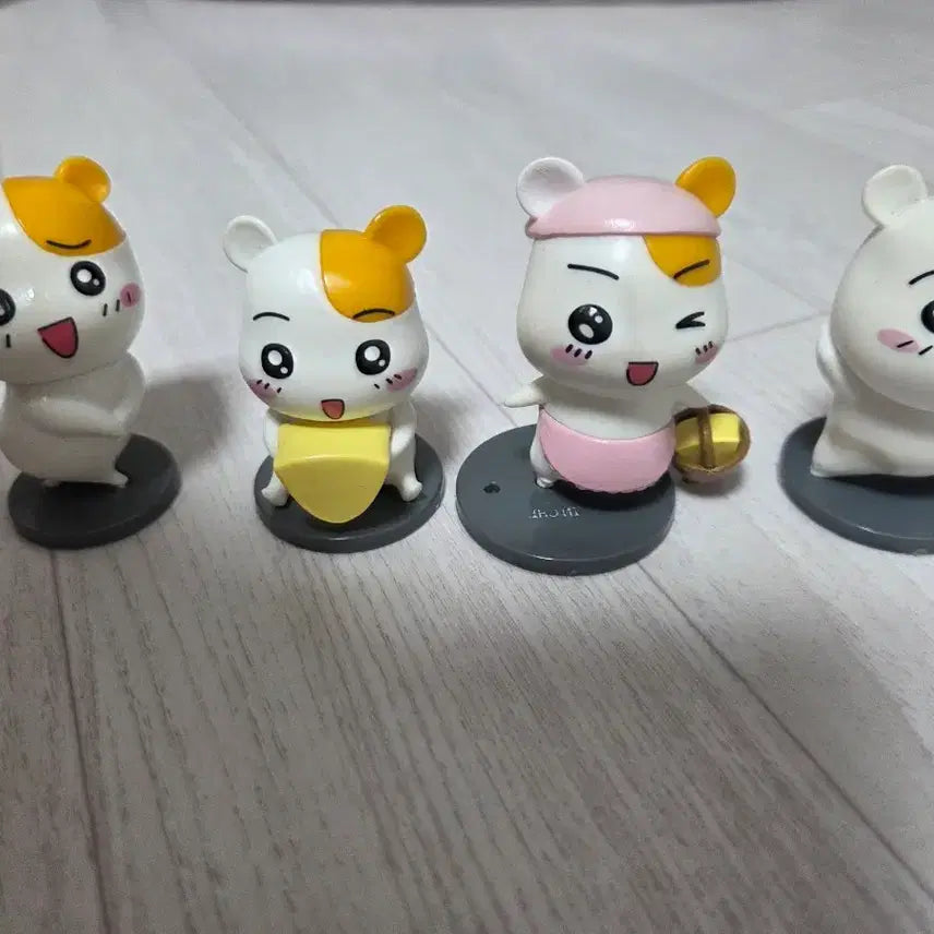 [BUNJANG] Ebichu Discontinued Figure Set Bundle / 단종된 에비츄 피규어 세트 일괄