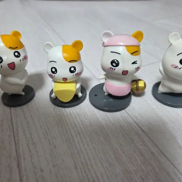 [BUNJANG] Ebichu Discontinued Figure Set Bundle / 단종된 에비츄 피규어 세트 일괄