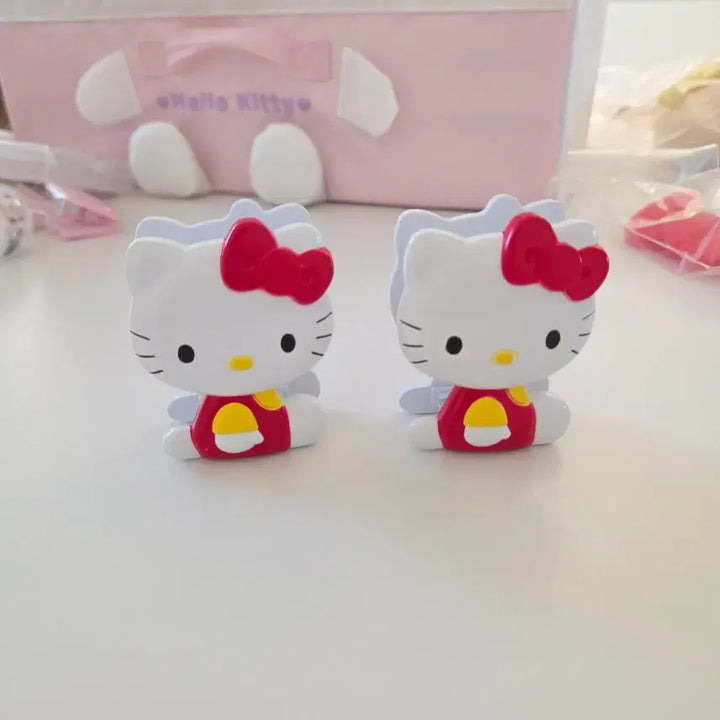 [BUNJANG] Hello Kitty Classic Stationery Clip Stand Figure Set / 헬로키티 집게 2종 세트 일괄 고전키티문구 고전키티 클립 스탠드 피규어