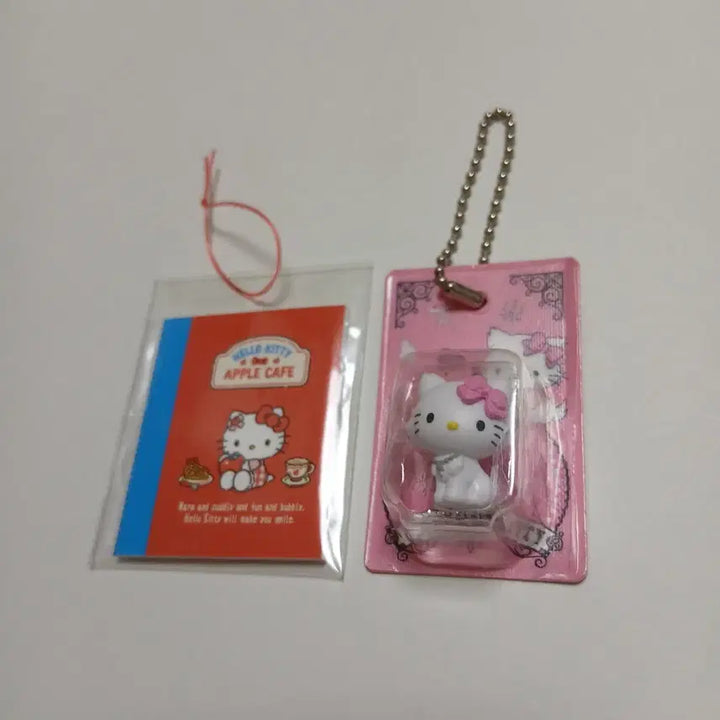 [BUNJANG] Bandai Sanrio Hello Kitty Package Gacha Chamikitty Keyring Figure / 반다이 산리오 헬로키티 패키지 가챠 챠미키티 키링 피규어