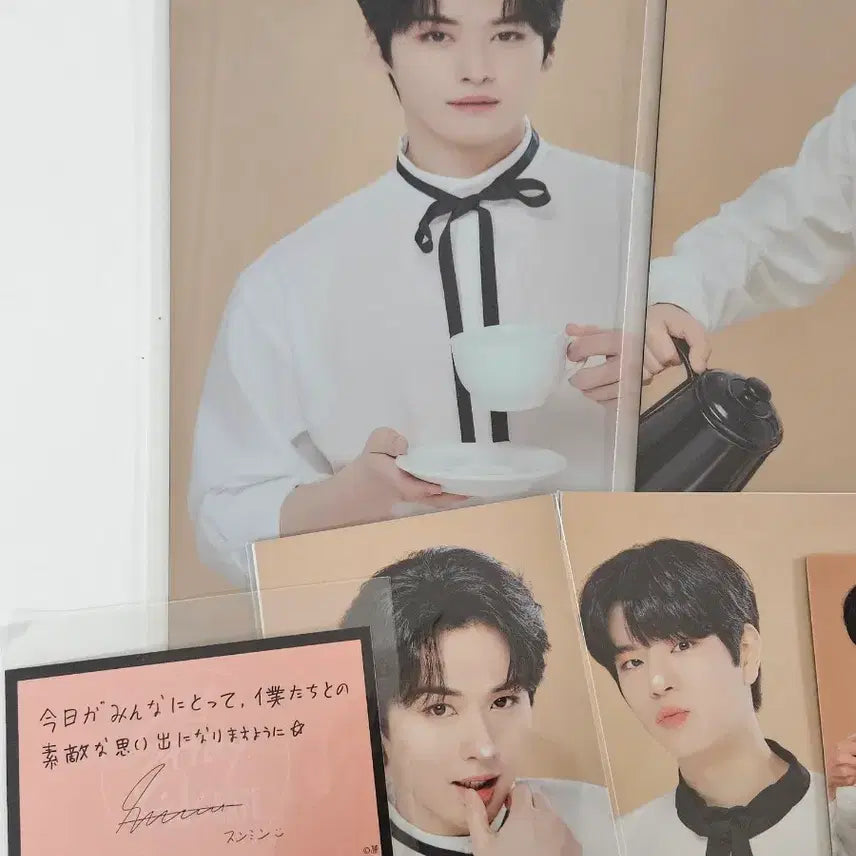 [BUNJANG] Stray Kids Lee Know Changbin Minho Seungmin Japan Collaboration Cafe L File, Postcard, Acrylic Stand / 스트레이키즈 리노 승민 일본 콜라보 카페