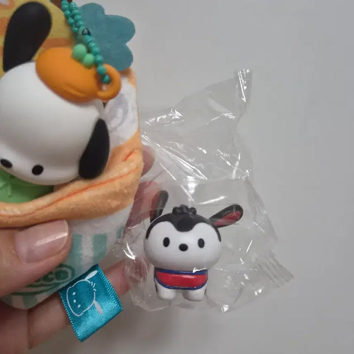 [BUNJANG] Pochacco 2 Types Gacha Keychain / 포차코 2종 가챠 키링