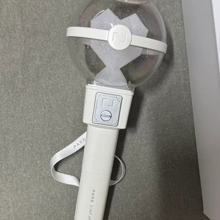 [BUNJANG] Park Jihoon Official Lightstick / 박지훈 응원봉 (구)뽑봉 판매