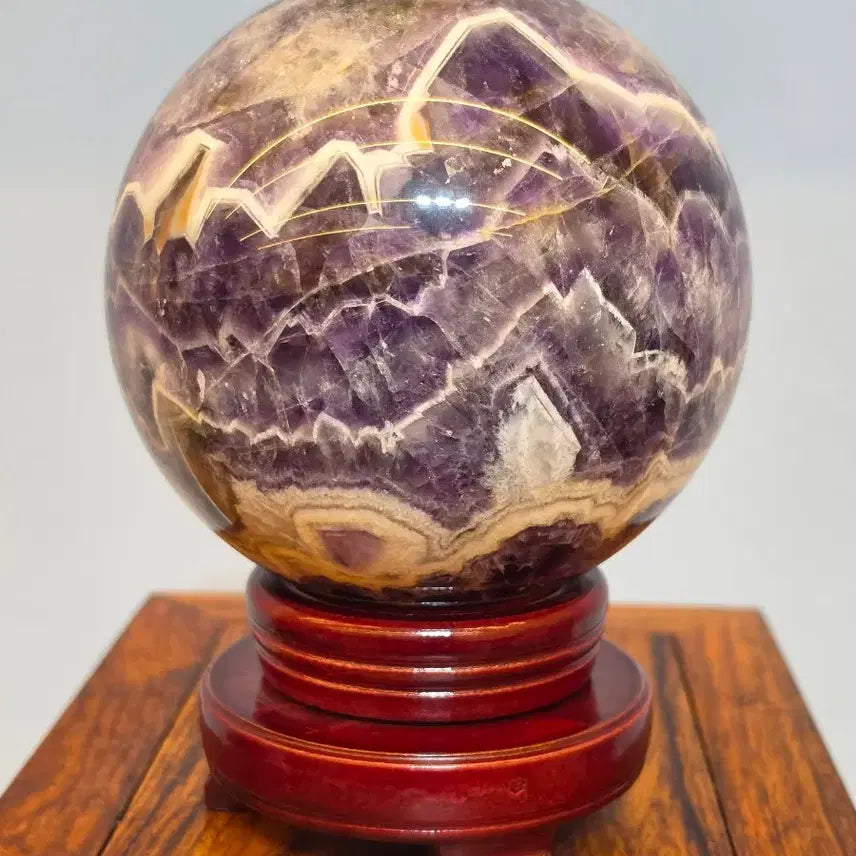 [BUNJANG] Amethyst Sphere with Landscape Pattern / 26092119 좋은 기운을 주고 산수경 문양이 영롱한 자수정 구가공석 광물 수석