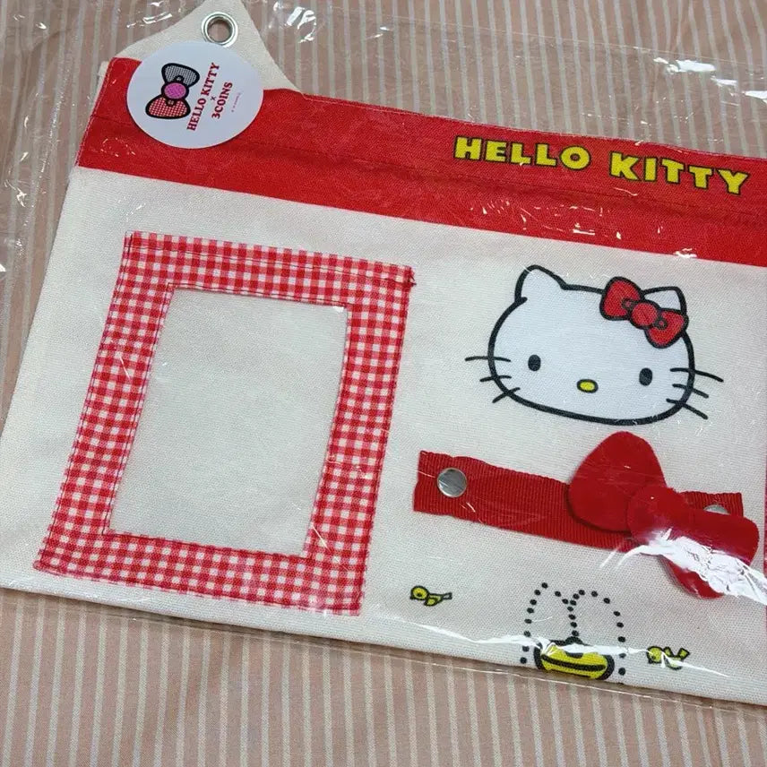 [BUNJANG] 3COINS x Sanrio Hello Kitty Wall Pocket / 3coins 쓰리코인 한정 헬로키티 월포켓
