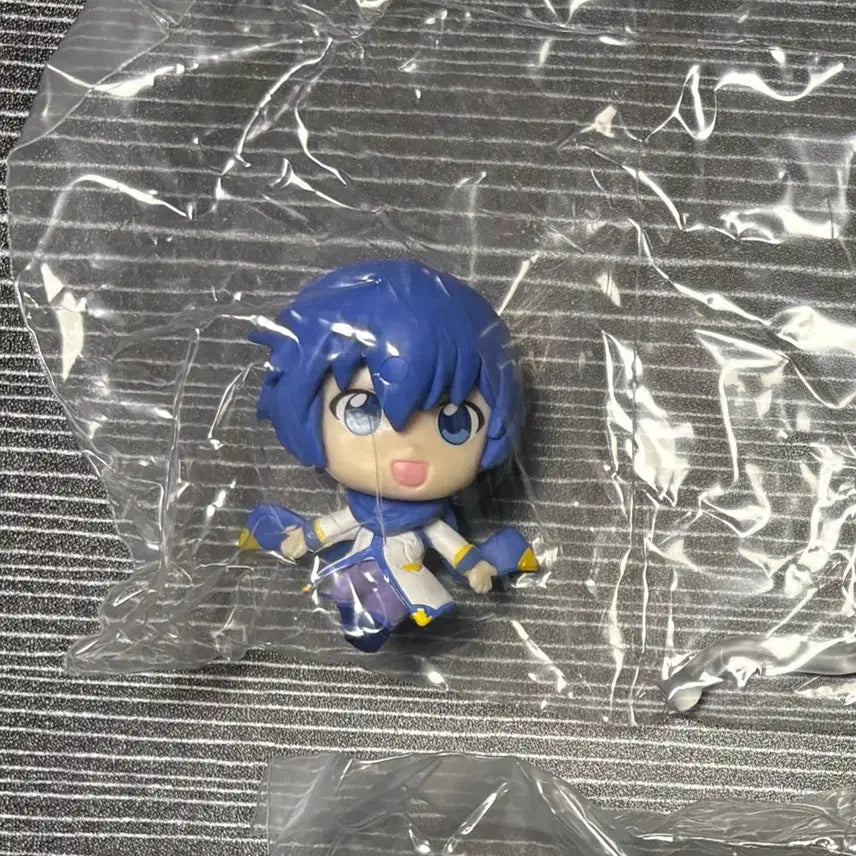 [BUNJANG] Happy Jump Kaito Sealed Figure / 해피 점프 피규어 카이토 미개봉
