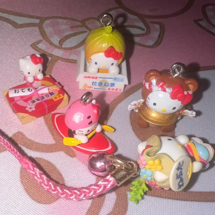 [BUNJANG] Classic Kitty Strap Charm Bundle Set / 고전 키티스트랩 알맹이 5개 일괄