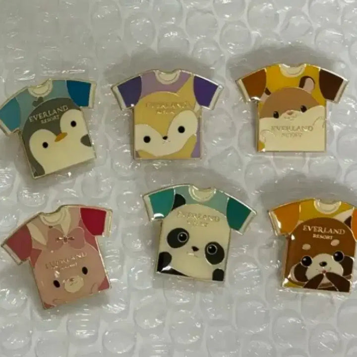 [BUNJANG] Everland Fu Bao Random Badge Set / 에버랜드 푸바오 랜덤 배지 드볼