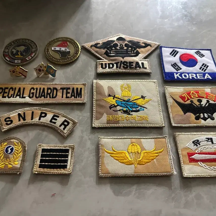 [BUNJANG] ROK Marine Corps Deployment Coin, Patch, and Badge Set / 해병대 파병 코인 + 패치 + 뱃지 세트
