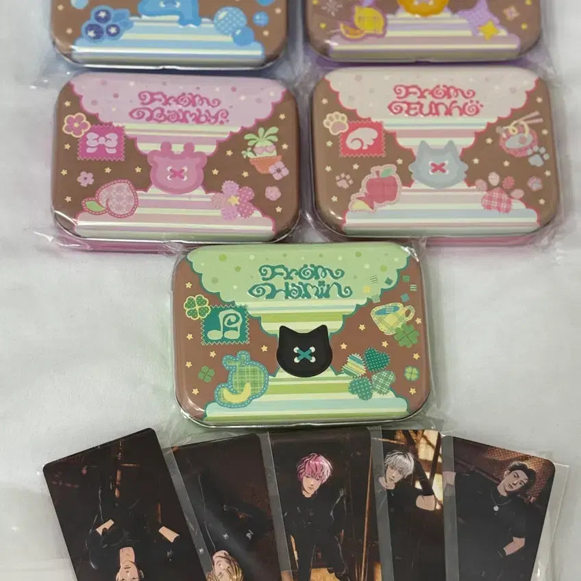 [BUNJANG] PLAVE 10Cafe Birthday Cookie Bundle Set with Lucky Draw Photocards / [새상품] 플레이브 십카페 생일 쿠키 5종 일괄 럭드포카 포함