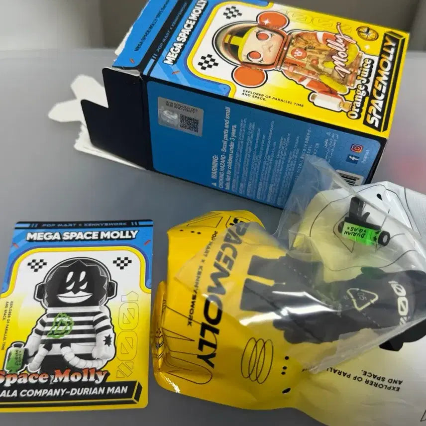 [BUNJANG] Pop Mart Mega Space Molly Series 4 Durian Man (Sealed) / (미개봉)팝마트 메가스페이스 몰리4탄 두리안맨