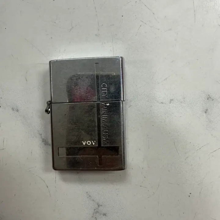 [BUNJANG] VOV Vintage Silver Metal Oil Lighter with Side Chain Loop / 빈티지 VOV 실버 메탈 오일 라이터 정상작동 시티미니멀리즘 측면 체인고리제품 팝니다