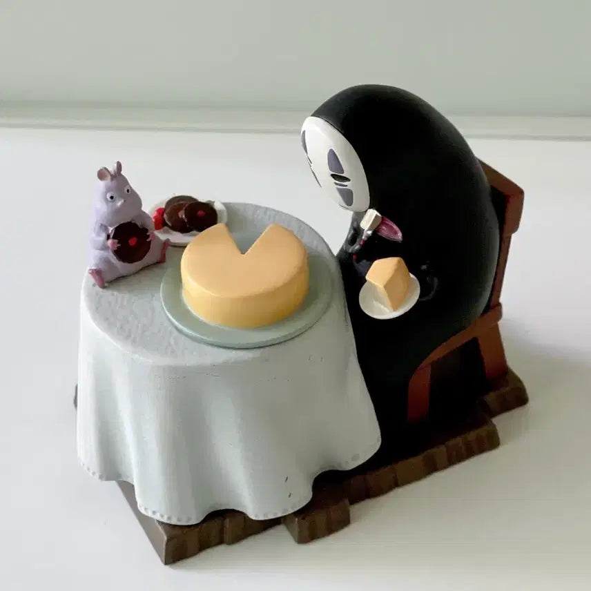 [BUNJANG] Studio Ghibli Spirited Away No-Face "Tea Time" Figure / 지브리 센과치히로 가오나시 티타임 피규어