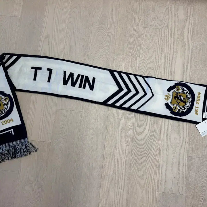 [BUNJANG] T1 2024 MSI Muffler / 2024 T1 MSI 머플러(택O)