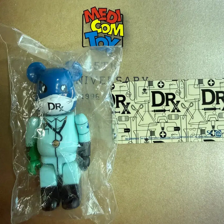[BUNJANG] Bearbrick 14th Series SF Dr. X - Dr. Romanelli / 베어브릭 14탄 SF Dr.X - 닥터 로마넬리