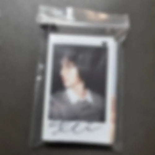 [BUNJANG] IDIT Wonbin Signed Polaroid / 아이딧 원빈 싸인폴라 양도