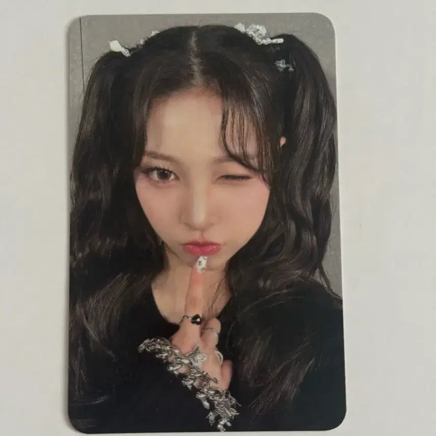[BUNJANG] RESCENE May Debut Photocard / 리센느 메이 데뷔 포카