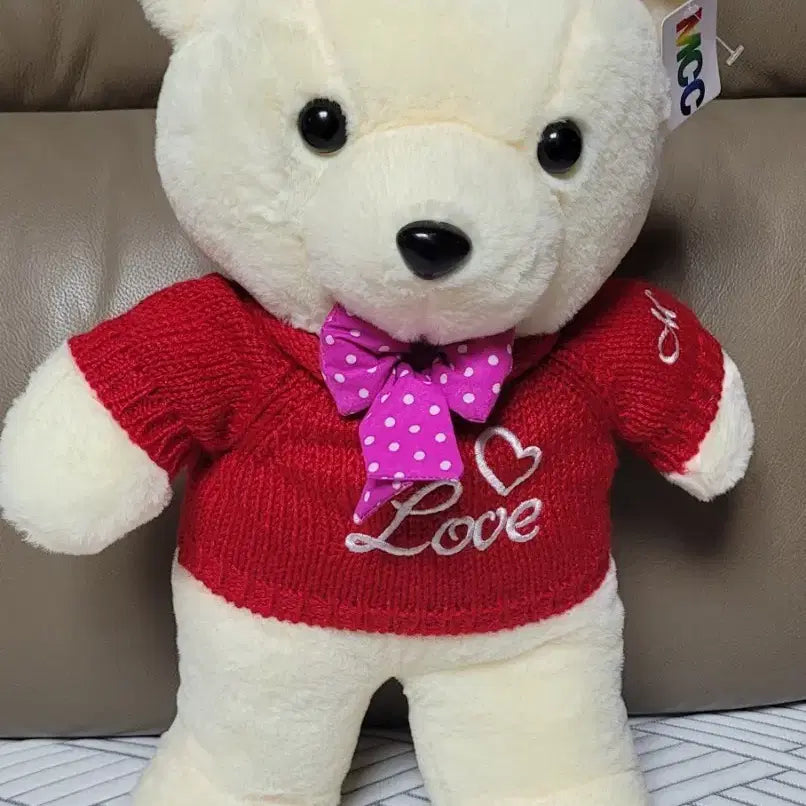 [BUNJANG] MCC Teddy Bear Plush Red Sweater Love (New) / MCC 테디베어 인형 빨간 스웨터(새상품)